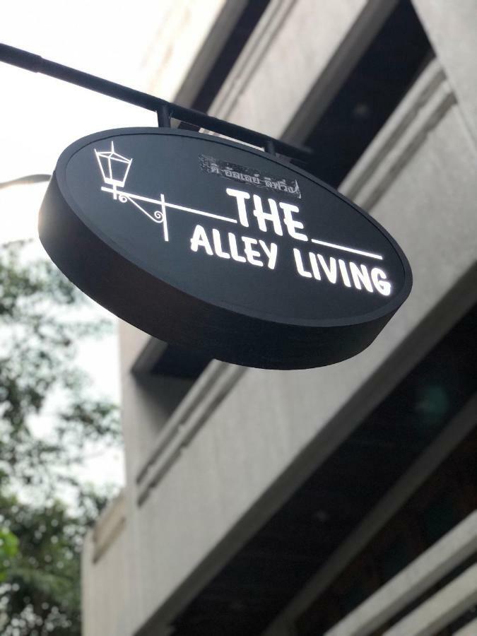 Apartment Alley Living Rama8 *