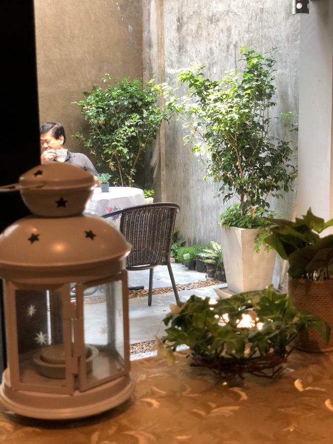 Alley Living Rama8 Апартаменты *